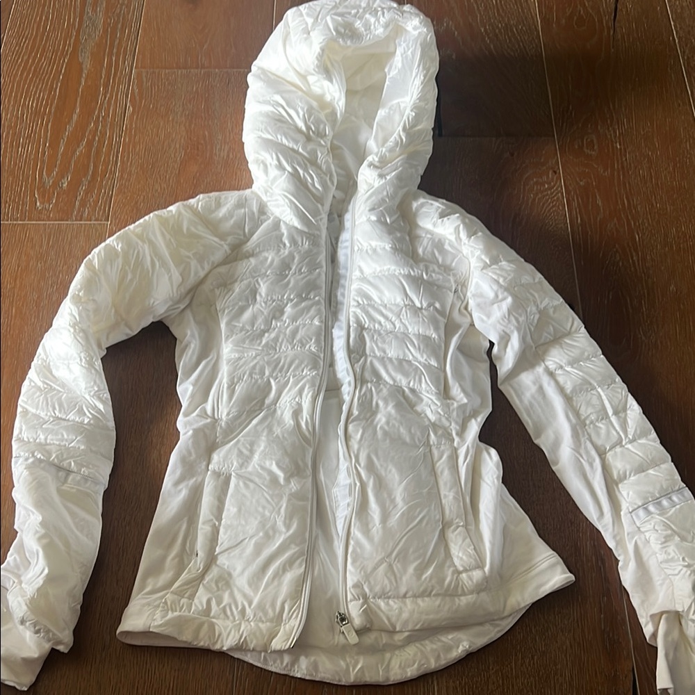 Lululemon Athletica White Puffer Jacket with Hood